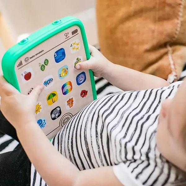 Hape edukativni drveni tablet sa touch ekranom
