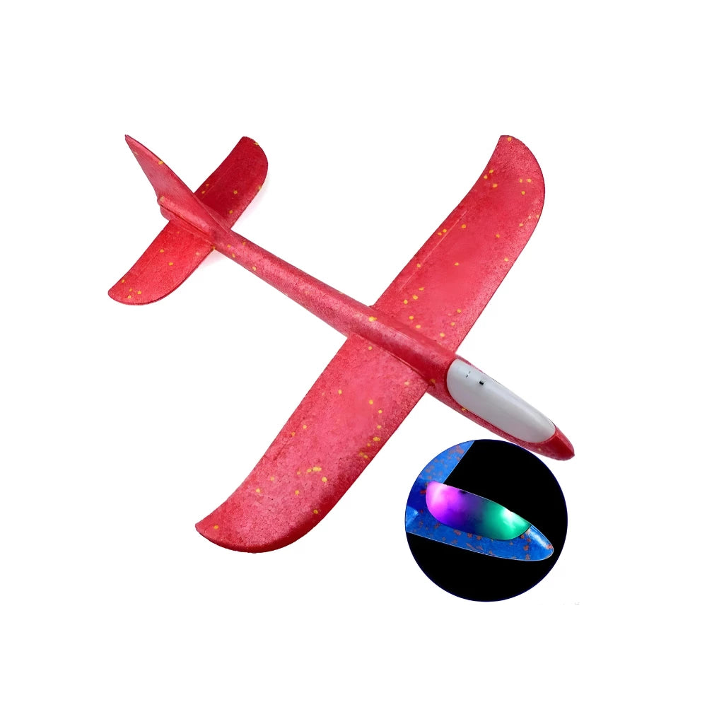 Penasti avion sa LED osvetljenjem