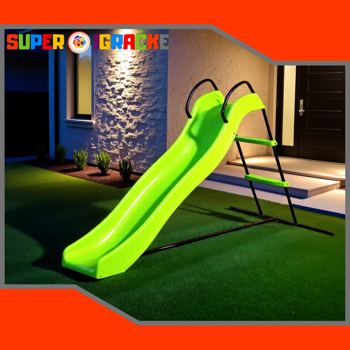 Veliki tobogan sa metalnom konstrukcijom